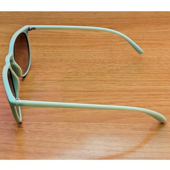 Fashion Sunglasses #40💥PRICE DROP💥 - Picture 6 of 9